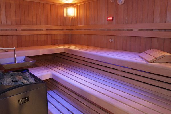 sauna30abf2f2e-a4d1-1c81-998c-5e8ffb366dae9AD9AB12-9A50-2E83-9B2D-32EC1D7A6B23.jpg